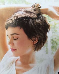 New Short Hairstyles, Haircut Hairstyle, Penteado Cabelo Curto, Hair Haircut, Short Hair Haircuts, Pixie Hairstyles, Hair Today, Great Hair, Short Hairstyles For Women