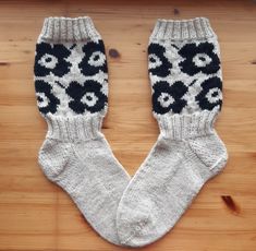 Baby Knitting, Woolen Socks, Knitting Patterns, Knitting Stitches, Baby Knitting Patterns, Knitting Designs