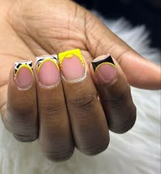 Short Acrylic Overlay Nails, Short Acrylic Overlay, Overlay Nail Ideas, Short Nails Black Women, Knotless Hairstyle, Acrylic Overlay Nails, Natural Nail Ideas, Gel Overlay Nails