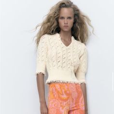 New With Tags Stunning Casual Spring Sweater With Crochet Trim, Zara Open Knit Crochet Top For Spring, Beige Crochet Lace Sweater For Spring, Beige Stretch Crochet Top For Spring, Spring Beige Stretch Crochet Top, Crochet Lace Sweater For Beach In Spring, Zara Cream Knit Top For Spring, Zara Spring Crochet Top With Pointelle Knit, Casual Summer Sweater With Crochet Lace