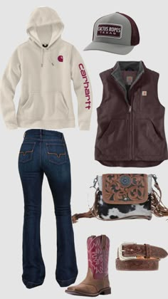 Western Carhartt Outfit, Country Wear For Women, Western Outfit Inspo Fall, College Outfits Western, Winter Country Girl Outfits, Cute Fall Country Outfits, Country Girl School Outfits, Western Outfits Women Fall Casual, Country Mom Outfits