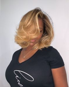 Blonde On Black Women, Butterfly Layer Haircut, Layer Haircut, Hair Aesthetics, Blonde High, Highlights Curly, Butterfly Haircut, Highlights Curly Hair, Short Ombre Hair