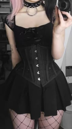 Emo Corset Outfit, Goth Girly Outfits, Corset Outfit Goth, Edgy Shirts, Gothic Mode, Corset Outfits, Corset Outfit, Alt Outfits, Alt Fashion