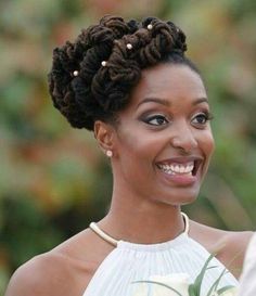 Elegant Dreadlocks Hairstyles, Elegant Dreadlocks, Bridal Locs, Styling Dreadlocks, Wedding Locs, Dreadlock Wedding Hairstyles, Dreadlocks Updo, Dreadlocks Hairstyle, Locks Hairstyles