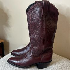 Dan Post Vintage Burgundy Embroidered Women Cowboy Western Boots Size 5.5 You'll Look Great And Feel Great In The Milwaukee Boot. Crafted With Fine Leather, Classic Western Stitching, A Pointy Toe, And Cowboy Heel. The Comfort Cushion Insole Makes It One Of The Most Comfortable Boots You'll Own Worn Once To Small In Excellent Condition Burgundy Cowboy Boots, Dan Post, Comfortable Boots, Cowboy Western, Western Cowboy Boots, Fancy Outfits, Western Boots, Shoes Heels Boots, Milwaukee