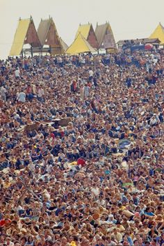 Woodstock 1969 Photos, Old Pics, Hippie Movement