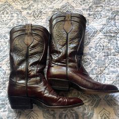 Men Size 9 Vintage Dan Post Boost Classic Boots With Red Sole And Almond Toe, Dan Post Boots, Dan Post, Cowboy Western, Western Cowboy Boots, Red Purple, Western Boots, Plum, Men's Shoes