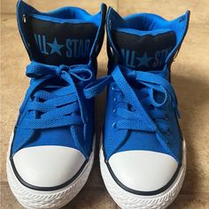 Blue High Top Converse. Size 4 In Big Kids. I Normally Wear A 6 Women’s And They Fit Me Just Not The Width. I Think These Are More Of A 5.5 In Women’s. Brand New No Box Just Tried On. Converse Shoes Blue, Blue High Tops, High Top Converse, Room Stuff, Kids Converse, Shoes Blue, Converse High Tops, Bed Room, Blue Shoes