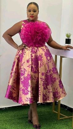 Damask Styles For Nigerian Women, Brocade Dress Modern, Damask Styles, Fancy Short Dresses, Classy Short Dresses, Nigerian Lace Styles Dress, Modest Dresses Fashion, African Print Dress Ankara, Funky Dresses