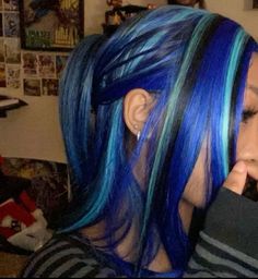 Hair Colour Ideas Colourful, Blue Purple Black Hair, Green Skunk Hair, Blue Calico Hair, Blue Skunk Hair, Hot Hair Color Ideas, Purple Hair Dye Ideas, Red And Blue Highlights, Blue And Blonde Hair