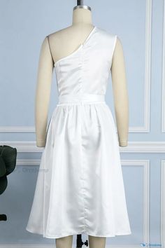 OrcaJump - Elegant White Backless Oblique Collar Sleeveless Casual Dress Sleeveless Midi Dress For Bridesmaids, White Sleeveless Midi Dress For Bridesmaids, Solid Dress Casual, Vintage Summer Dresses, Printed Summer Dresses, Dress Sleeve Styles, Lace Dress Long, Vestidos Vintage, Long Sleeve Lace Dress