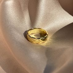 Criss Cross Vermeil Ring – Uncommon James Pure Gold Rings For Women, Simple Ring Design, Gold Thumb Rings, Uncommon James, Criss Cross Ring, Ring Inspo, Simple Ring, Textured Ring, Cross Ring