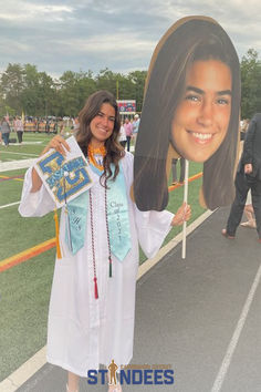 Be their BIGGEST supporter at graduation this year! 🥳 Get the whole family involved and grab a standee and surprise your special graduate. 👩🏻‍🎓👩🏻‍🎓 👉 Fast Shipping 👉 Great Service 👉 Guaranteed Quality College Graduation Outfit Ideas Dresses, Neon Decorations, Graduation Outfit College, Graduation Party Desserts, Senior Graduation Party, Senior Stuff, 8th Grade Graduation, Graduation Party Themes, Graduation Party Ideas