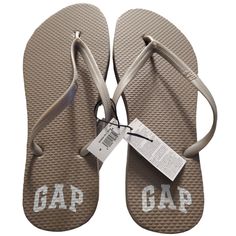 Gap Sandals Size 9 Gap Open Toe Sandals For Spring, Gap Adjustable Open Toe Sandals, Gap Casual Beach Sandals, Casual Gap Sandals For The Beach, Gap Shoes, Beach Sandals, Women's Shoes Sandals, Shoes Sandals, Gap