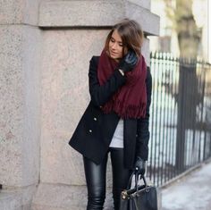 Trendy Scarves, Burgundy Scarf, Checked Scarf, Pull & Bear, Fashion Fits, Cashmere Scarf, Knit Scarf, Scarfs, Outfits With Leggings