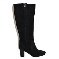 Aquatalia Delle Knee-High Suede Boots Black Size 10 Dd303 Msrp $695 No Shoe Box/Bag New Without Box-Never Worn-Guaranteed Authentic Classic Suede Knee-High Boots Embody Versatility. Suede Upper Almond Toe Side Zip Closure Rubber Sole Made In Italy Size Stacked Heel, 3" Shaft, 16.5" Leg Opening, 15" Elegant Low Heel Boots With Suede Lining, Elegant Suede Heeled Boots For Office, Elegant Office Heeled Boots In Suede, Elegant Suede Low Heel Boots, Elegant Low Heel Suede Boots, Elegant Closed Toe Boots With Suede Lining, Luxury Black Suede Boots, Elegant Suede-lined Boots, Elegant Business Boots With Suede Lining