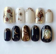 halloween nails Vintage Nail Art, Witchy Nails, Vintage Nails, Manicure Y Pedicure, Dream Nails, Funky Nails, Chic Nails, Dope Nails, Cute Acrylic Nails