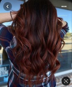 Ginger Red Hair, Deep Auburn Hair, Red Highlights In Brown Hair, Brown Auburn Hair, Fall Fashion Inspiration, Dark Auburn Hair, Ginger Red, Red Brown Hair