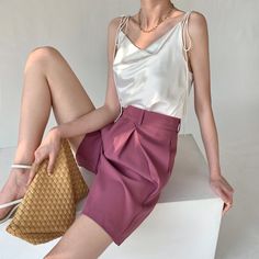 Wide-Leg Pleated Shorts- Pink #shortpants #celanapendek #shortpantsmurah #celana #celanapendekmurah #celanapendekcowok #celanasantai #celanamurah #celanapantai #celanaanak #celanachino #celanacargo #celanaanakmurah #shortpant #celanapria #shortpantssecond #celanajeans #celanaolahraga #celanapanjang #fashion #cargopants #celanacowok #celanapendekanak #jualcelana #celanapendekpria #jualcelanapendek #like #kaos #boxer