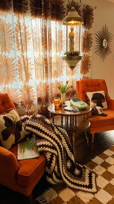 Neutral 70s Living Room, 60s Aesthetic Living Room, Orange Retro Living Room, 70s Retro Aesthetic Living Room, Moody 70s Living Room, 70 Living Room, Retro Living Room Ideas 1970s 70s Decor, Moody 70s Decor, 70s Themed House