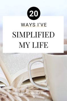 If you're curious about minimalism then please enjoy this list of 20 ways I've simplified my life. I hope something here will inspire simplicity in your life too. #minimalism #simpleliving #simplyfiercely Simplicity Aesthetic, Detox Challenge, Minimalism Lifestyle, Digital Detox, Peaceful Life