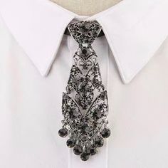 Unisex. 1.38 Inch X 3.54 Inches Adjustable (Seen In The Second Picture) Lightweight Great For Semi And Formal Events Luxury Ties, Tie For Women, Tie Men, Porto Rico, Party Kleidung, Tie Design, Wine Parties, Women Formals, Tie Styles