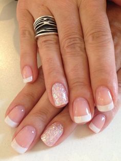 100 Beautiful Nail Art Designs Outfits From Khols, Christmas Gel Nails French Tip, Pale Skin Nail Ideas, Mother Of The Bride Nails Ideas Mom, Short Classy Nails Gel, Gel French Manicure, Unghie Sfumate, French Manicure Designs, Nice Nails