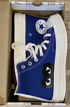 Blue Converse Play, Blue Comme Des Garcons Converse Outfit, Not A Chuck Converse Outfit, Come Des Garcons Converse, Trendy Converse Outfits, Comme Des Garcons Converse Outfit, Blue Comme Des Garcons, Comes Des Garcons, Blue Converse Outfit