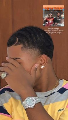 Kon Bleach, Black Haircut Styles, Waves Hairstyle Men, Men Fade Haircut Short, Taper Fade Curly Hair, Black Boys Haircuts, Afro Fade, Men Blonde Hair, Waves Haircut