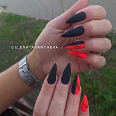 Simple Nail Accents, Dark Red Witchy Nails, Edgy Valentines Nails Almond, Falling In Reverse Nails, Sharp Nails Ideas, Mat Nails Ideas, Black Nails With Neon, Black Simple Nails, Sharp Nails Design