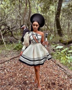 South African Dresses, Zulu Traditional Attire, Xhosa Traditional Attire, Xhosa Attire, South African Traditional Dresses, My Culture, African Traditional Wear, South African Fashion