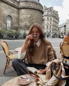 Money Clothes, Classic Style Outfits, Paris Outfits, Business Outfit, Autumn Outfit, Fashion Mode, Mode Inspiration