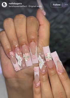 Hello Kitty Acrylic Nails, Paznokcie Hello Kitty, Hello Kitty Nails Art, Quinceanera Nails, Girly Acrylic Nails, Cute Acrylic Nail Designs, Pretty Nail Designs