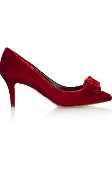 Velvet Pumps, Beautiful Heels, Emma Stone, Handbag Shoes, Pretty Shoes, Red Shoes, Christmas Wishlist