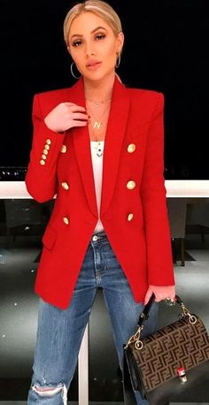 quer saber como usar jeans e deixar o look chic e sofisticado? vem ver! – RG PRÓPRIO by Lu K! Chique Outfit, Blazer Outfits For Women, Work Blazer, Spring Fun, Winter Outfits For Work, Mode Inspo, Casual Blazer