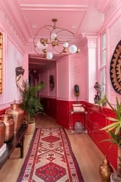 Pink And Blue Interior, Townhome Makeover, Maximalist Hallway, Krakow Apartment, Floral Maximalism, Maximalist Entryway, Europe Apartment, Eccentric Interior Design, Retro Hallway