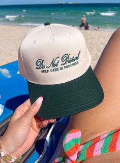 because we do not disturb when on vacation :)
the best vintage hat that ships immediately!