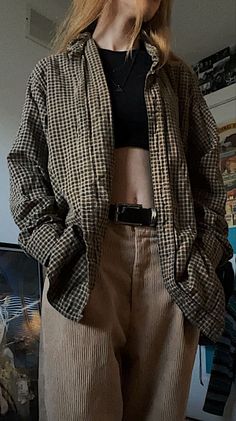 Flannel Outfit Women Aesthetic, Aesthetic Corduroy Outfit, Autumn Outfits Flannel, Grunge Plaid Outfit, Corduroy Outfit Aesthetic, Grandpa Style Outfits, Flannel Aesthetic Outfits, Flannel Women’s Outfit, Rustic Aesthetic Outfits