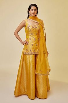 Buy Yellow Brocade Woven Floral Sweetheart Sleeveless Kurta Sharara Set For Women by Shyam Narayan Prasad Online at Aza Fashions. Woven Embroidery, Sheer Dupatta, Sleeveless Kurta, Kurta Sharara Set, Kurta Sharara, Zardozi Embroidery, Net Dupatta, Types Of Work