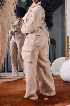 Details: Material: Wool Blend Sleeve Type: Long Sleeve Neckline: Turndown Collar Length: Long Fit Type: Regular Fit Elastic: No Size(Inch) Bust Waist Hips Length Length S 40.2 26.8 40.2 18.1 42.5 M 42.5 29.1 42.5 18.5 42.9 L 44.9 31.5 44.9 18.9 43.3 XL 47.2 33.9 47.2 19.3 43.7 XXL 49.6 36.2 49.6 19.7 44.1 XXXL 52.8 39.4 52.8 20.1 44.5 XXXXL 55.9 42.5 55.9 20.5 44.9 XXXXXL 59.1 45.7 59.1 20.9 45.3 Tips: Due to the many variations in monitors, the color in the image could look slightly different, Monochromatic Outfit Summer, Trendy Bodysuits, Wide Leg Pants Outfit, Trendy Bottoms, Trendy Coat, Trendy Activewear, Trendy Leggings, Trendy Outerwear, Leg Pants Outfit