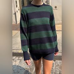 Price Firm Navy Blue And Dark Green Stripes Wilhelm Blue Sweater, Navy Oversized Sweater For Fall, Baggy Tops, Oversized Striped Sweater, Streetwear Girl, Pull Crochet, Brandy Melville Sweaters, Striped Sweatshirts, Vintage Soft