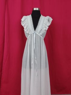 Pretty size small poly cotton blend night gown B34 L53 White V-neck Nightgown For Daywear, White Sheer Bedtime Dresses, Vintage White Nightgown For Hospital, White Ruffled Nightgown For Wedding Night, Cotton Nighties, Womens Lingerie, Tyler Tx, Women Lingerie, Night Gown