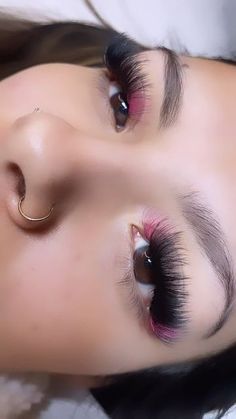 Lashes Extensions With Pink, Pink Eyelashes Extensions, Black And Pink Lash Extensions, Colored Lash Extensions Ideas, Eyelash Extensions With Pink, Lash Extensions Pink