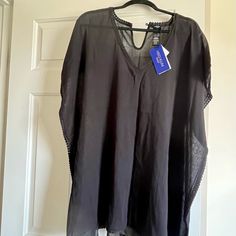 Beautiful Black Heidi Klum Sheer Coverup Size: Small (4-6) Black Beachwear Tops For Beach Cover-up, Chic Black Beach Cover-up Top, Black Summer Top For Beach Cover-up, Black Beachwear Tops For Spring, Chic Black V-neck Cover-up, Casual Black Top For Beach Cover-up, Sheer Cover Up, White Bathing Suit, Plus Size One Piece