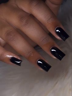 Black Nails On Dark Skin, Plain Nails, Black Acrylic Nails, Long Acrylic Nail Designs, Short Square Acrylic Nails, Nails Black