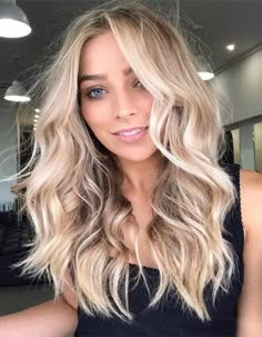 Dimension Blonde, Blonde Balayage Hair, Blond Balayage, Balayage Blonde, Balayage Hair Blonde, Ombré Hair, Blonde Hair Looks, Soft Waves, Brown Blonde Hair