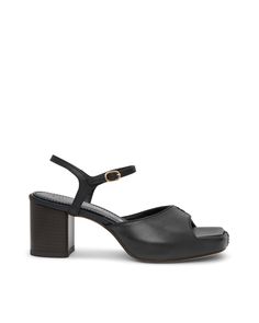 VANDRÉLAAR - Joni Sandal, Black Leather Everyday Heels, Block Sandals, Walking On Clouds, Cycling Fashion, Heeled Sandal, Gold Heels, Chunky Platform, Dream Shoes, Designer Heels