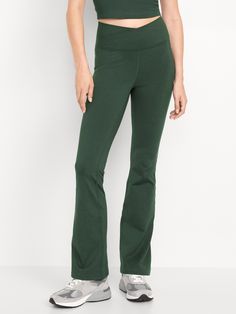 wrap-front waist go-dry wicks moisture breathable extra high waist is 1" higher than standard high rise sits above belly button fitted thigh boot-cut leg 31" regular inseam 29" petite inseam 34" tall inseam models are approx.  5'9" and wear sizes s (4), l (12), and xl (18)machine wash according to the care instruction label Boot Cut Leggings, Thigh Boot, Old Navy Women, Active Wear Leggings, Big And Tall, Petite Size, Wicks, Belly Button, Boot Cut