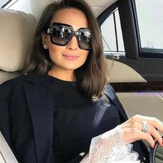 Luxury Sunglasses Women, Sunglasses For Your Face Shape, Sunglasses Women Oversized, Cat Eye Sunglasses Women, Mens Fashion Edgy, Outfit Trends, Luxury Sunglasses, Maxi Skirts, Trend Fashion