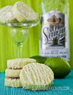 Salty Margarita, Margarita Cookies, Lime Glaze, Love From The Oven, Lime Cookies, Buttery Shortbread Cookies, Glaze Recipe, Limes, Cookie Desserts